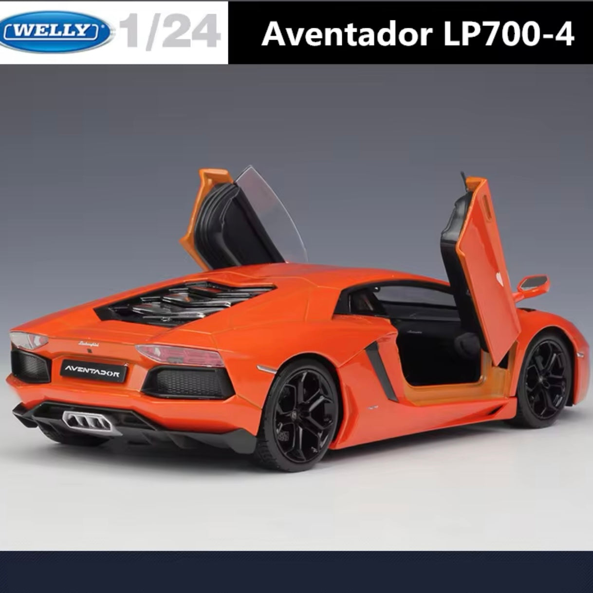 Lamborghini Aventador LP700-4 1/24 Scale