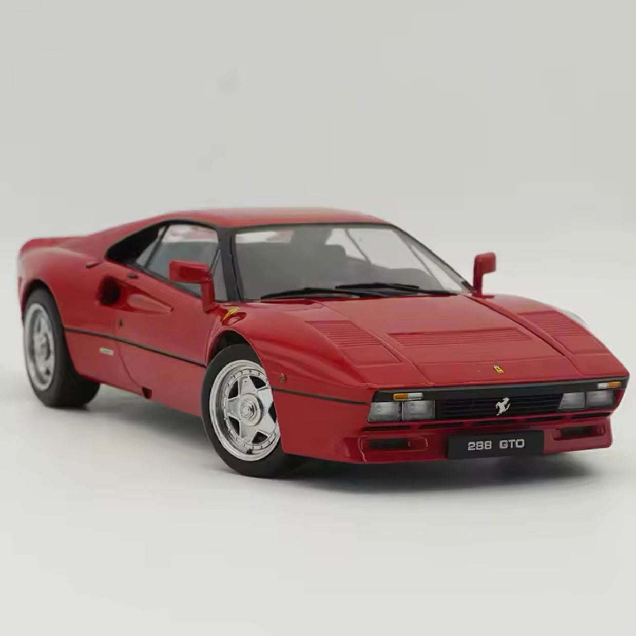 Ferrari KK 288 G 1/18 Scale Luxury