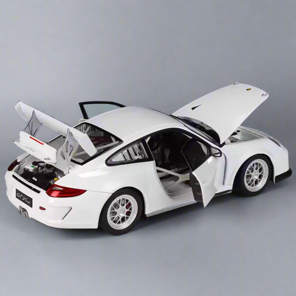 Porsche 911 GT3 1/18 Scale